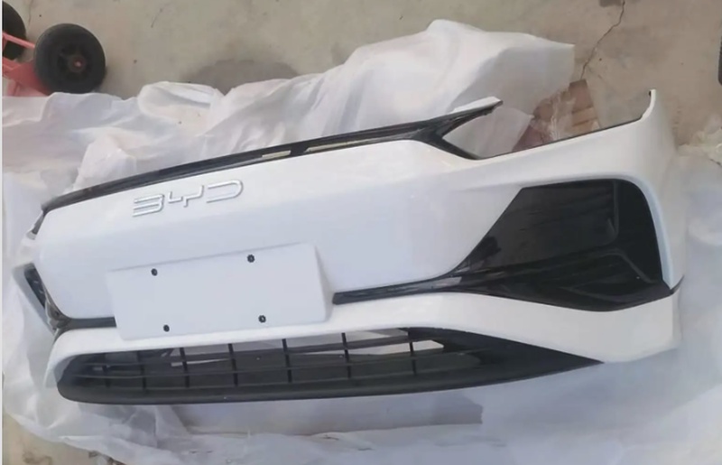 Бампер BYD E2